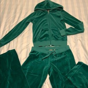 JUICY COUTURE VELOUR TRACKSUIT.